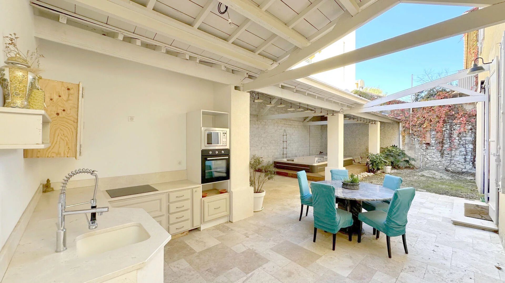 Property view 4